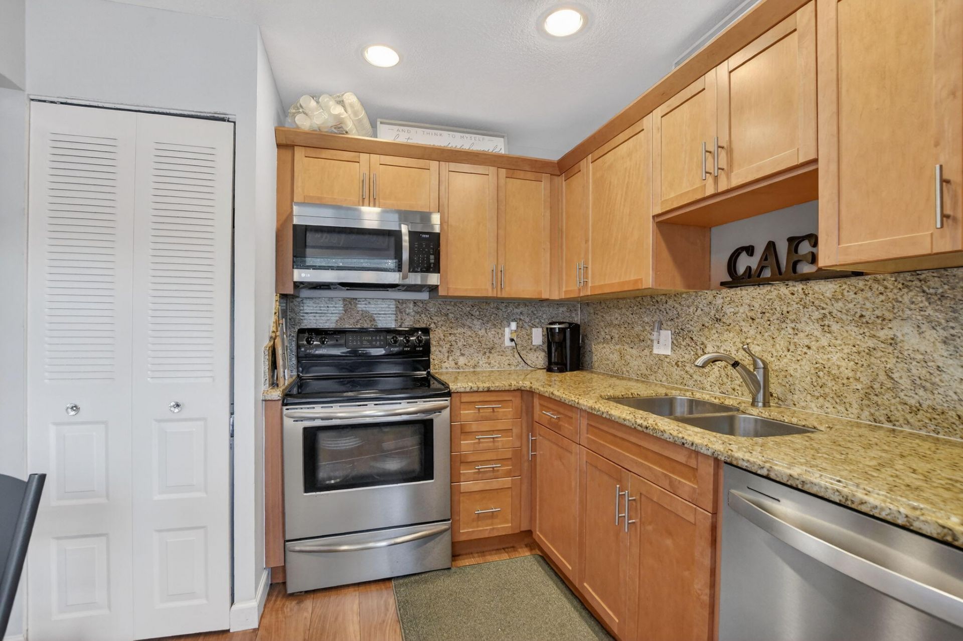 21501 Juego Circle, Unit 29 F, Boca Raton, FL 33433 Photo