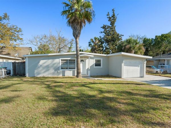 2217 PEMBROOK DRIVE , ORLANDO, FL 32810