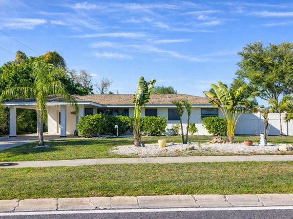 2445 CONSTITUTION BOULEVARD , SARASOTA, FL 34231