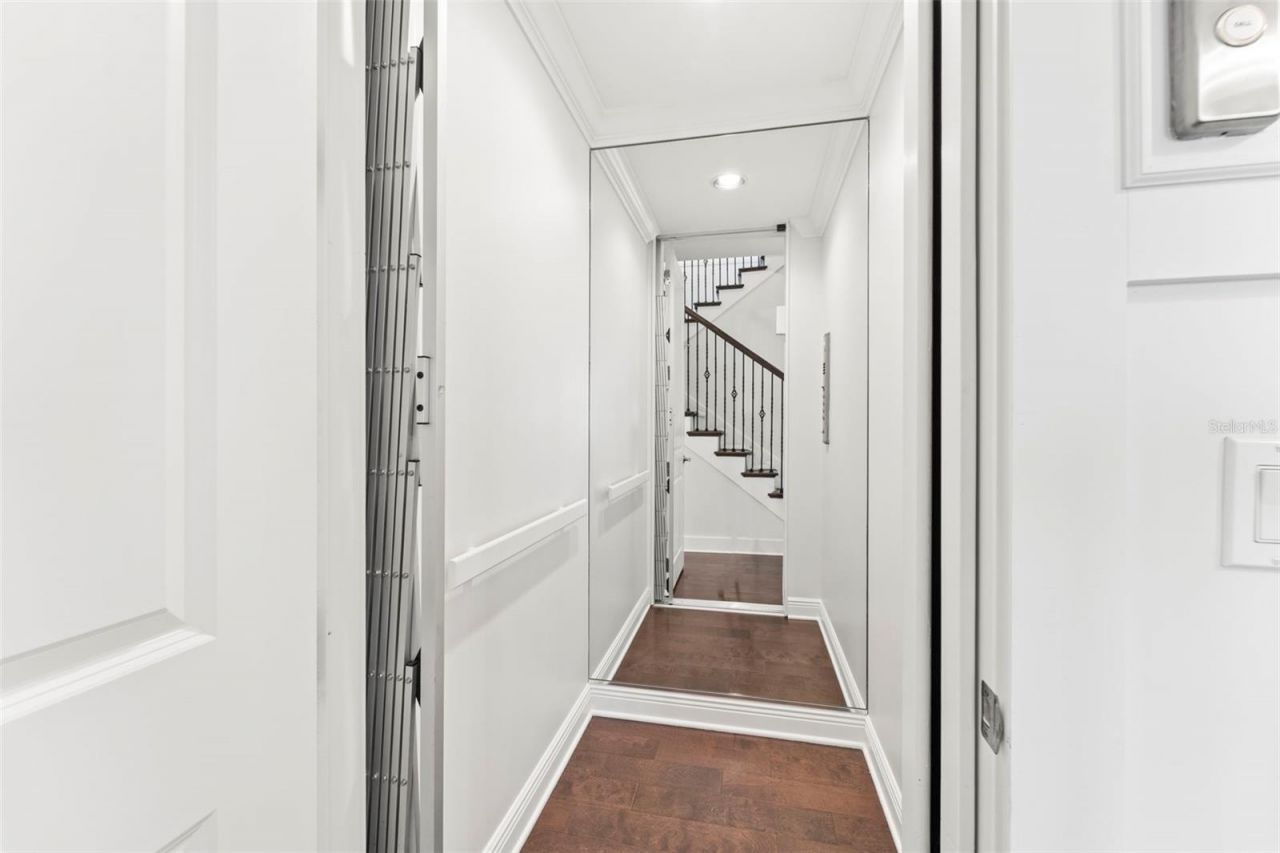 19 Bayfront Court S, Saint Petersburg, FL 33711 Photo