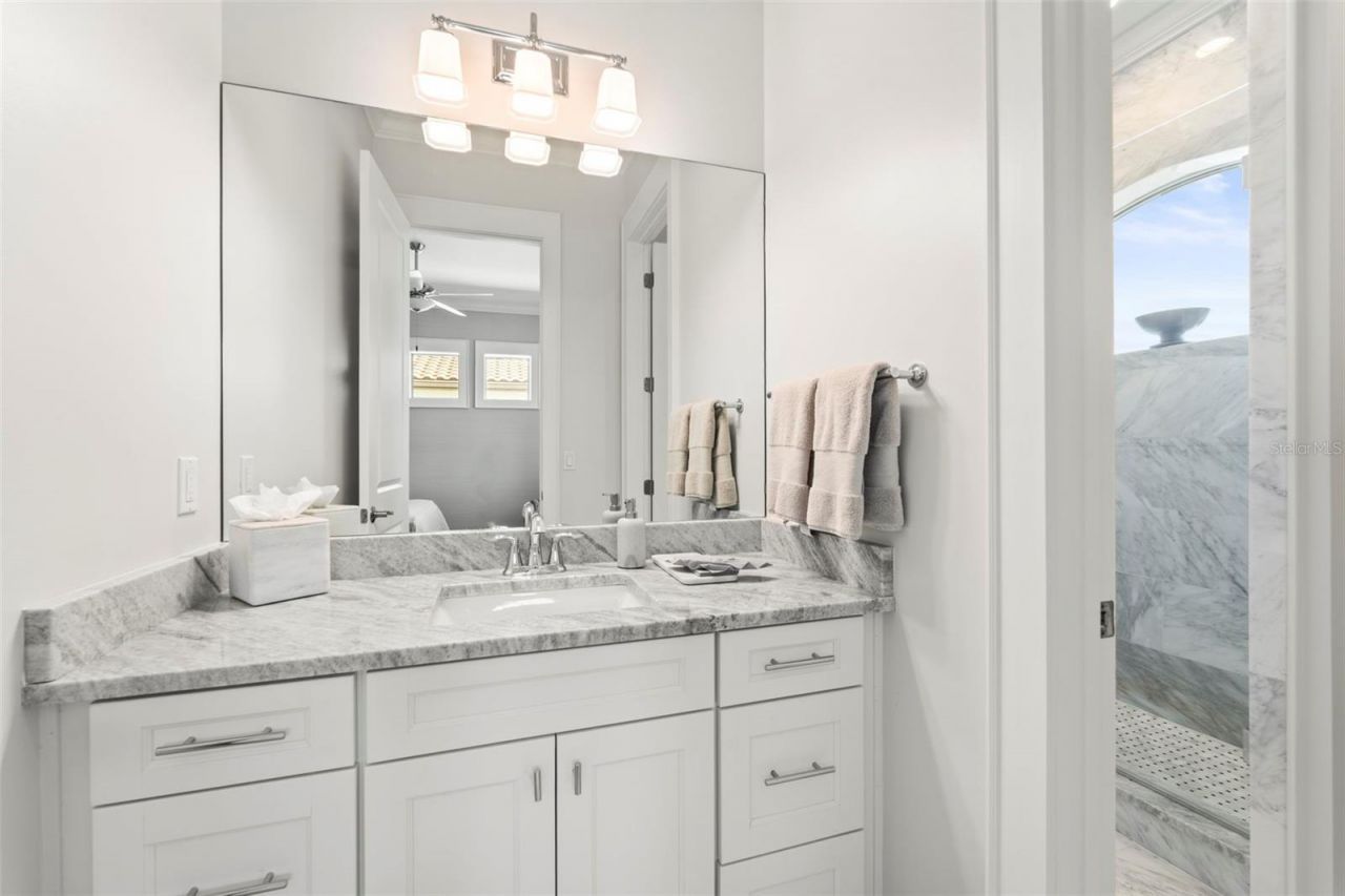 19 Bayfront Court S, Saint Petersburg, FL 33711 Photo