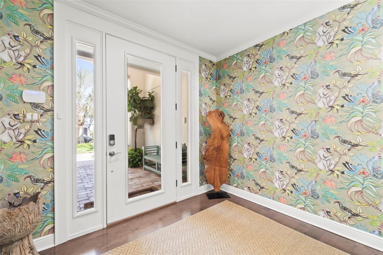 19 Bayfront Court S, Saint Petersburg, FL 33711 Photo