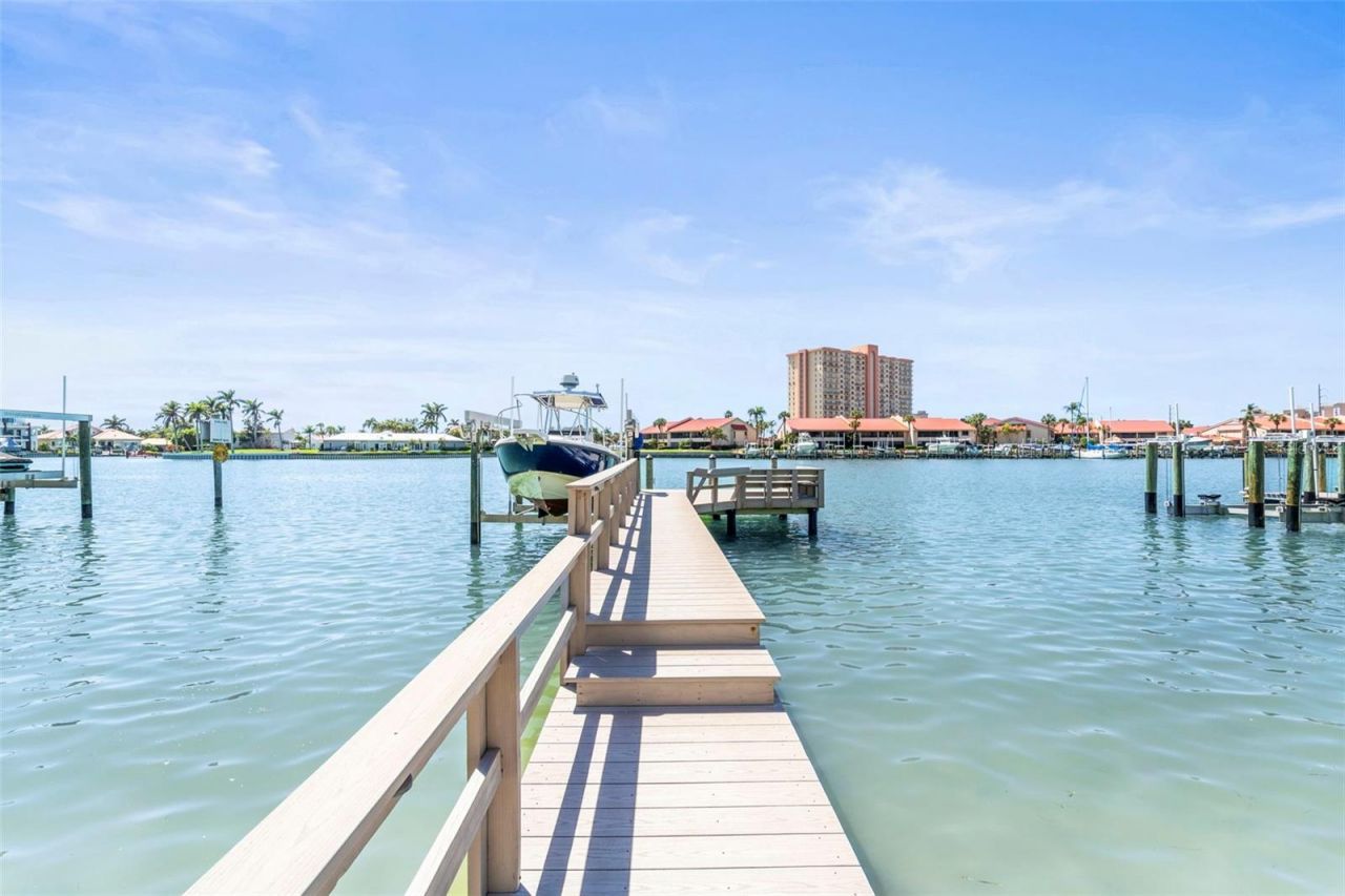 19 Bayfront Court S, Saint Petersburg, FL 33711 Photo