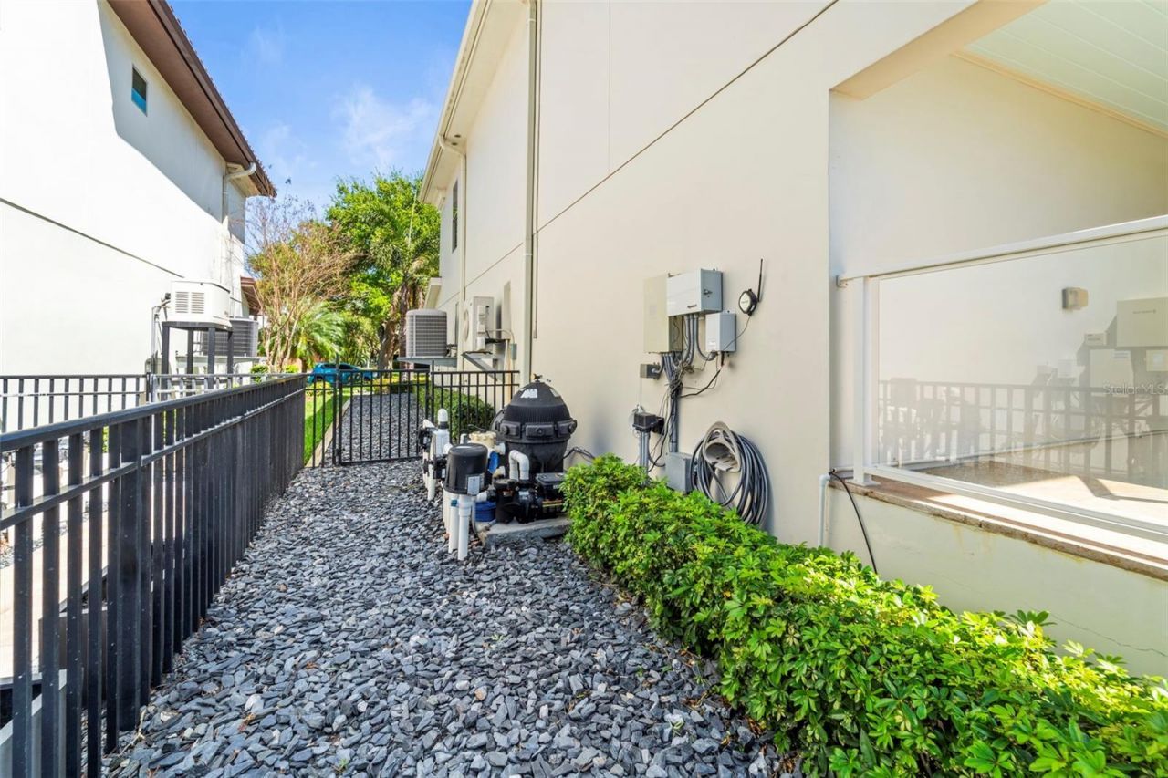 19 Bayfront Court S, Saint Petersburg, FL 33711 Photo