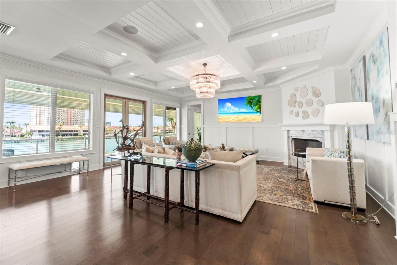 19 Bayfront Court S, Saint Petersburg, FL 33711 Photo