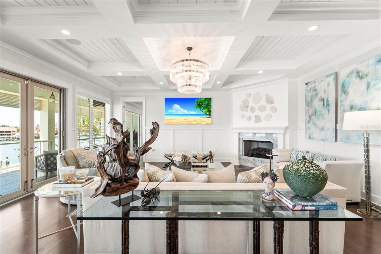 19 Bayfront Court S, Saint Petersburg, FL 33711 Photo