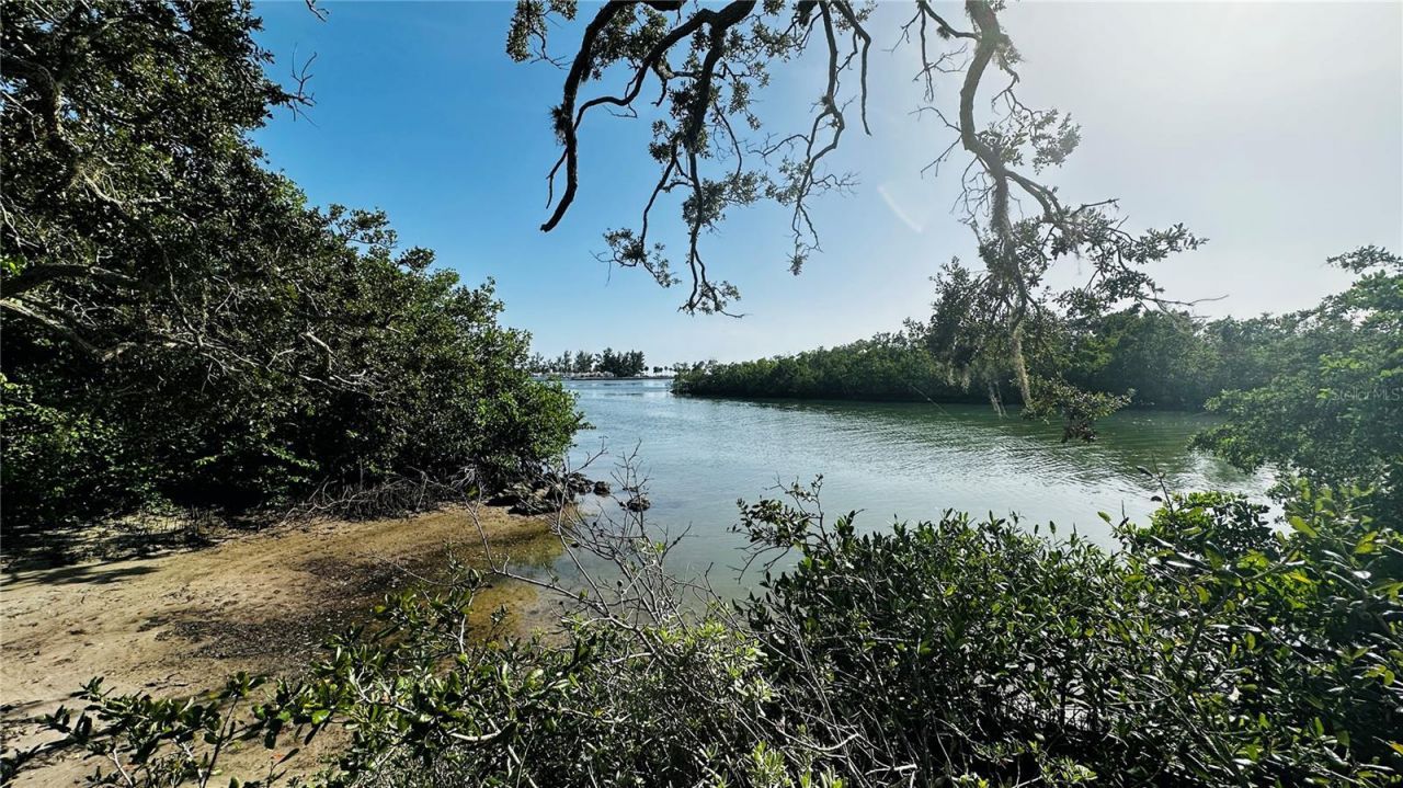 501 Pameto Road, Nokomis, FL 34275 Photo