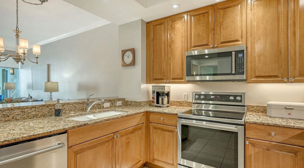 100 Central Avenue, Unit C521, Sarasota, FL 34236 Photo