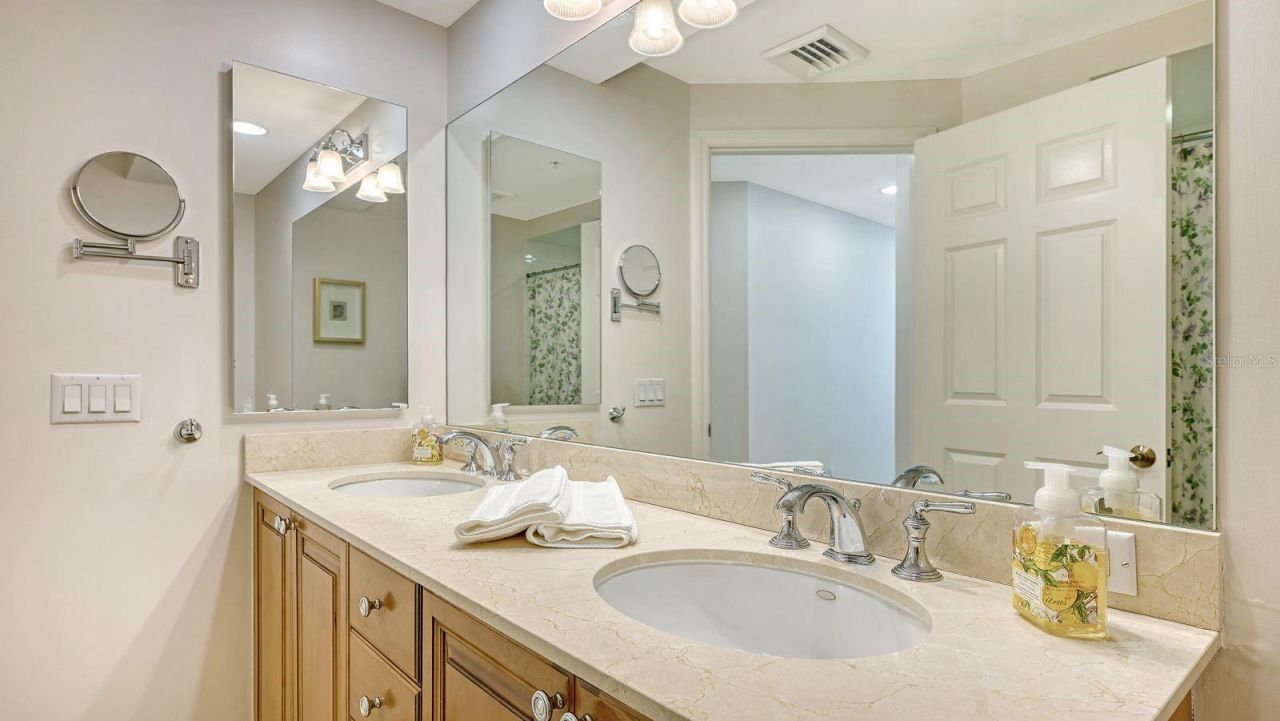 100 Central Avenue, Unit C521, Sarasota, FL 34236 Photo