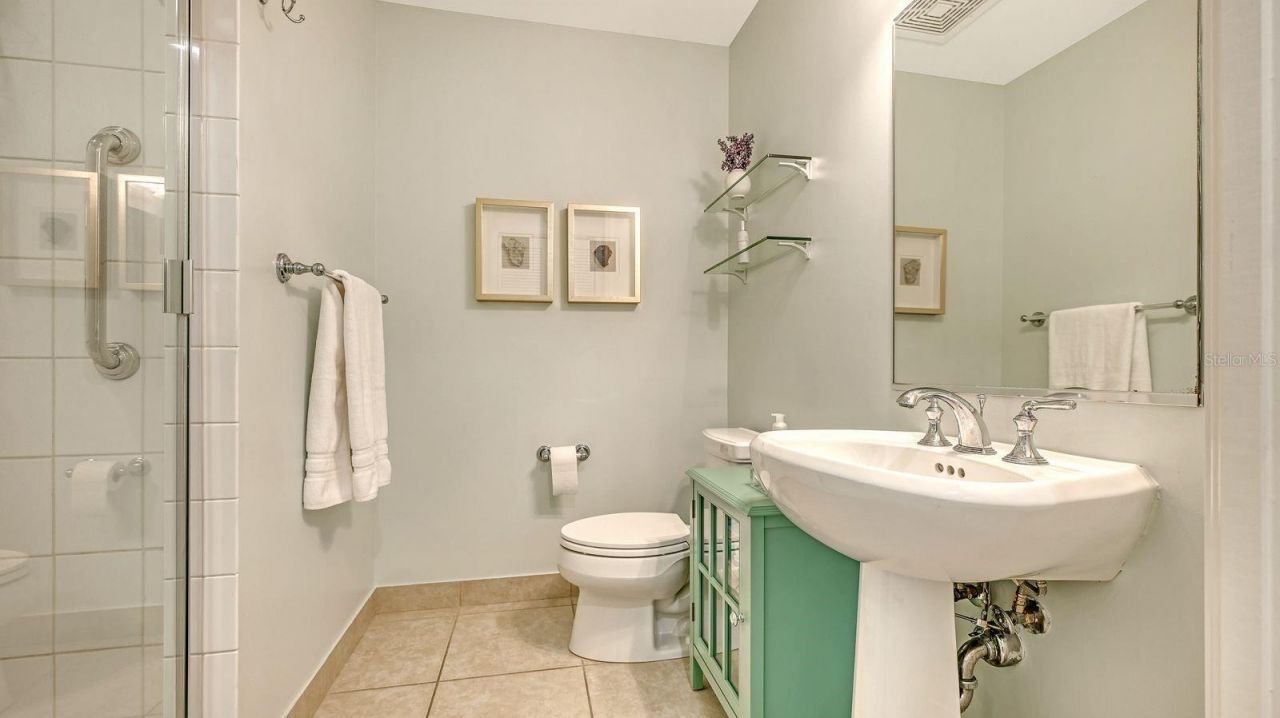 100 Central Avenue, Unit C521, Sarasota, FL 34236 Photo
