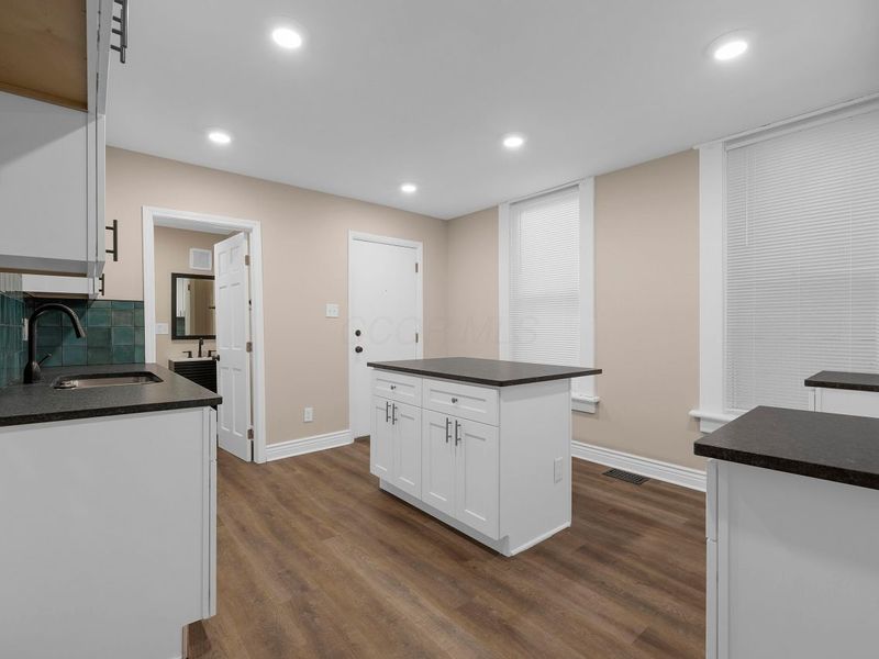 113-115 W Park Avenue, Columbus, OH 43222 Photo 11