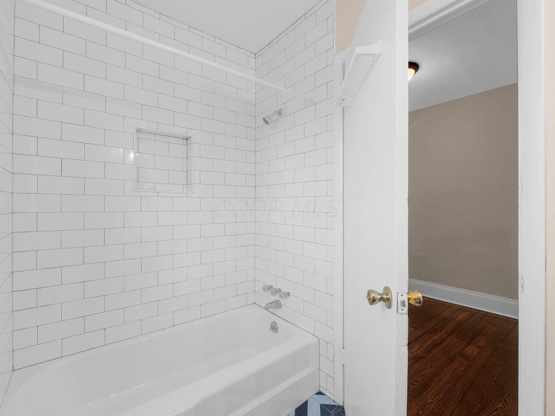 113-115 W Park Avenue, Columbus, OH 43222 Photo 24