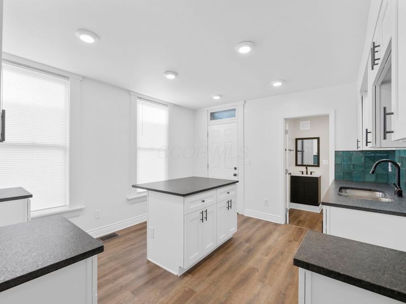 113-115 W Park Avenue, Columbus, OH 43222 Photo 40