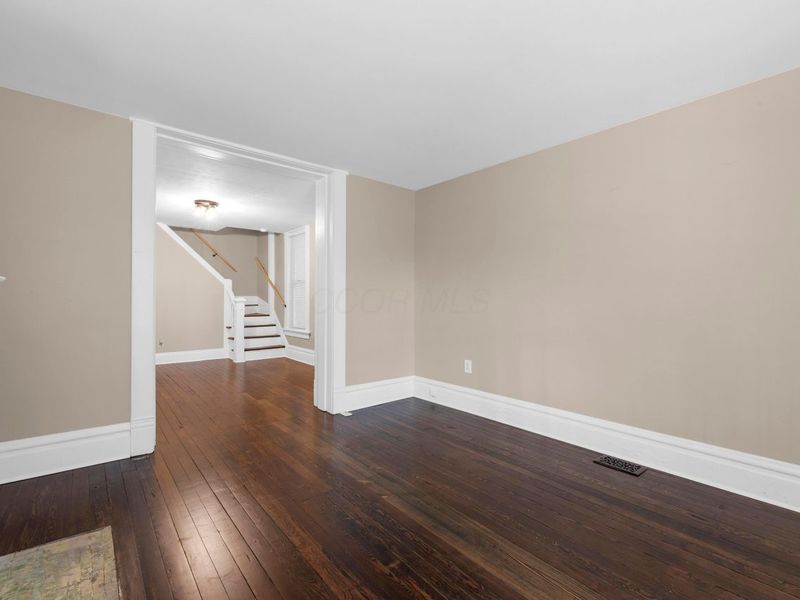 113-115 W Park Avenue, Columbus, OH 43222 Photo 5