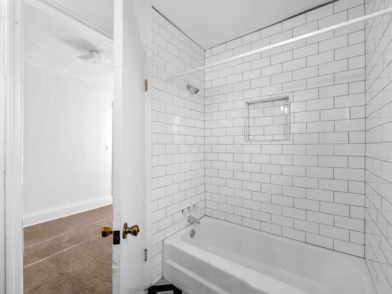 113-115 W Park Avenue, Columbus, OH 43222 Photo 53