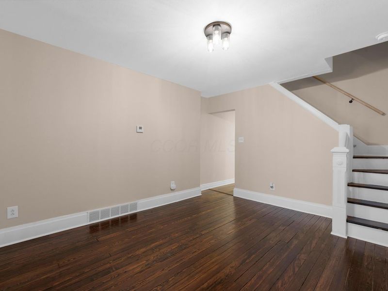 113-115 W Park Avenue, Columbus, OH 43222 Photo 8