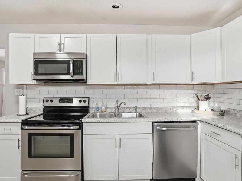 184 N 21st Street, Columbus, OH 43203 Photo 12