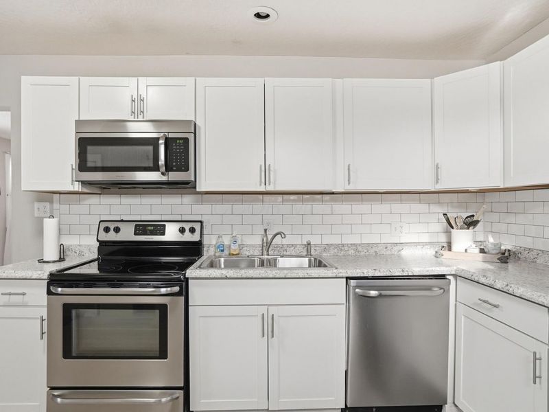 184 N 21st Street, Columbus, OH 43203 Photo 13