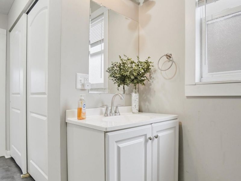 184 N 21st Street, Columbus, OH 43203 Photo 20