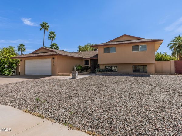 8625 E OSBORN Road, Scottsdale, AZ 85251