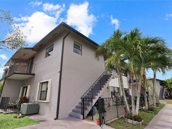 13371 SW 17th Ln , Unit 2-8, Miami, FL 33175