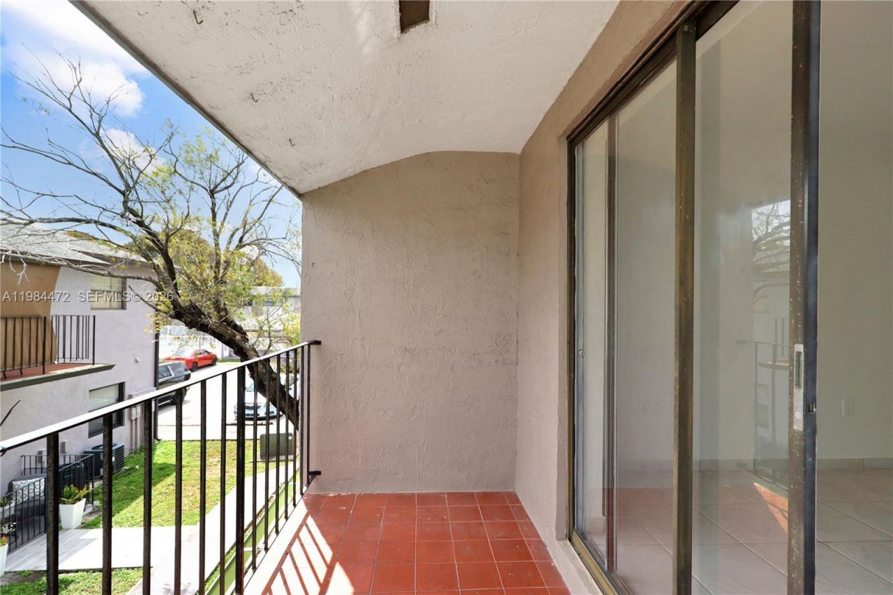 13371 SW 17th Ln, Unit 2-8, Miami, FL 33175 Photo