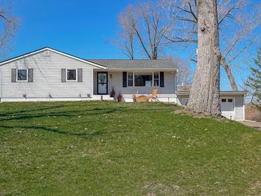 7810 Scandia Trail N, Forest Lake, MN 55025