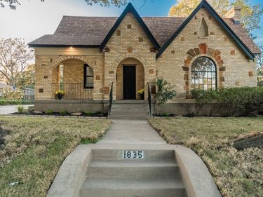 1835 Cedar Crest Boulevard, Dallas, TX 75203