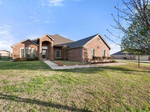 10929 Soft Shell Drive, Venus, TX 76084