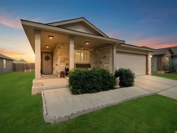 2273 Falcon, New Braunfels, TX 78130