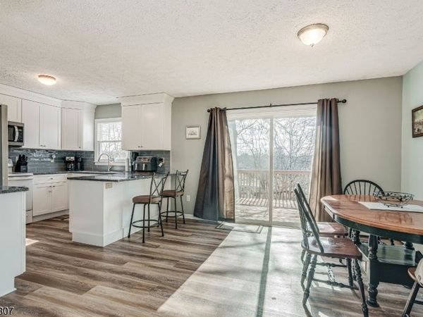 19 Lawnwood Ave, Newton, NJ 07860