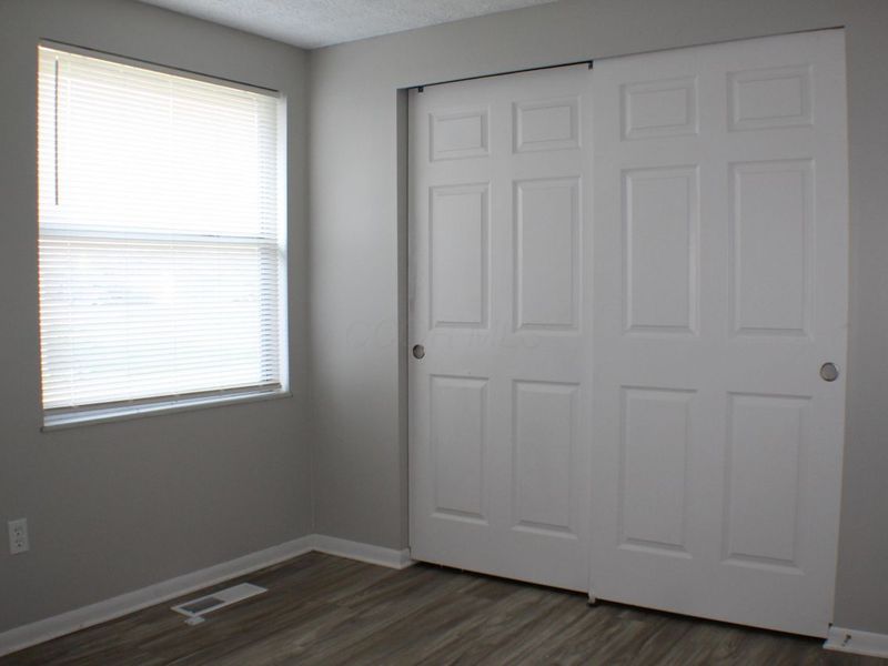 2472 Nassau Drive, Columbus, OH 43232 Photo 17