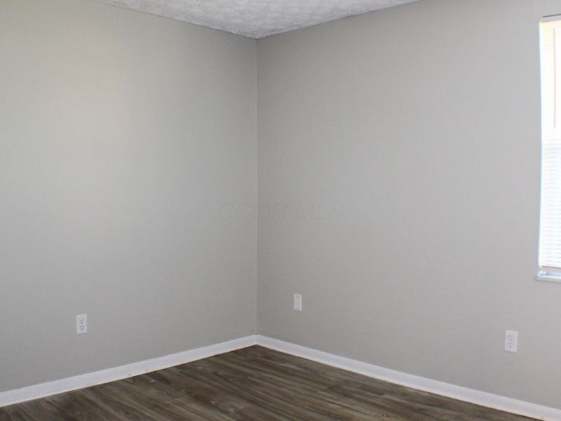 2472 Nassau Drive, Columbus, OH 43232 Photo 18