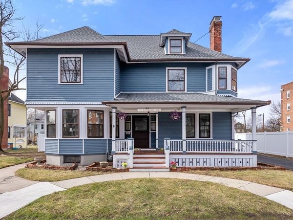 30 Firglade Ave, Springfield, MA 01108