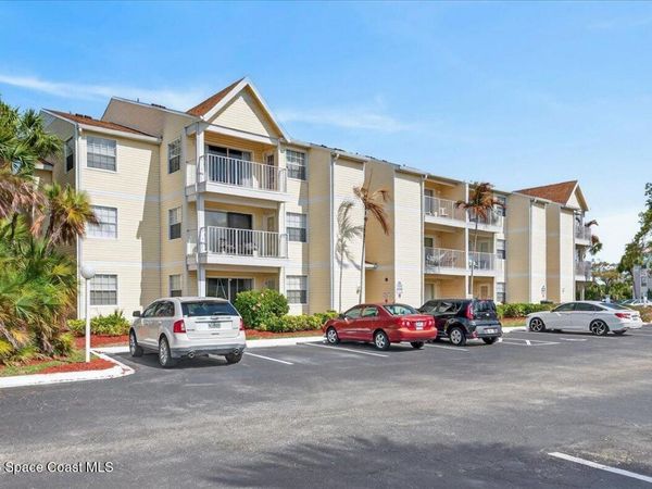 650 Island Club Court, Unit 142, Indialantic, FL 32903