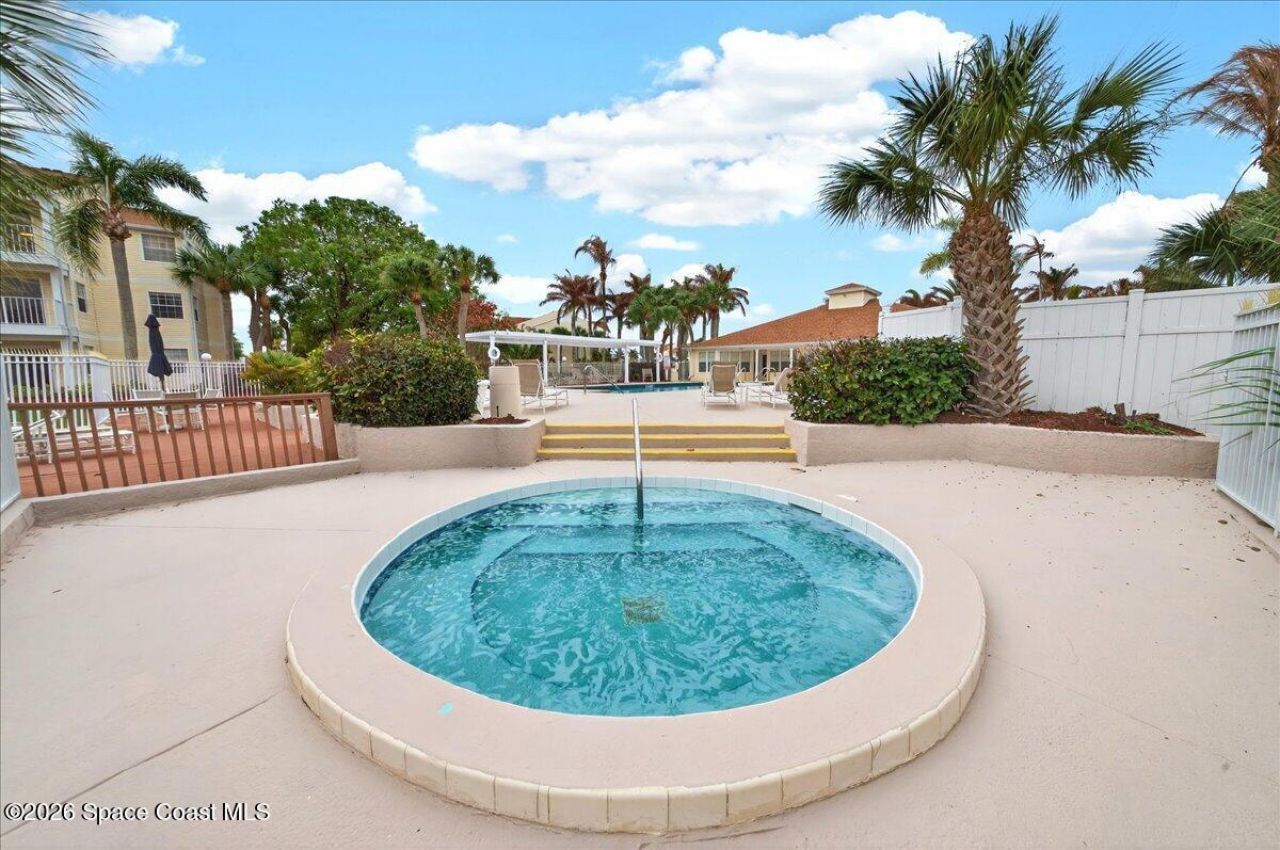650 Island Club Court, Unit 142, Indialantic, FL 32903 Photo