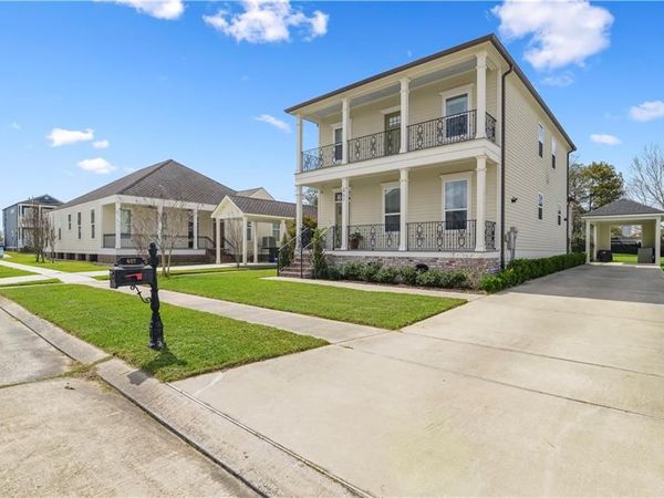 407 ABALON Court , New Orleans, LA 70114