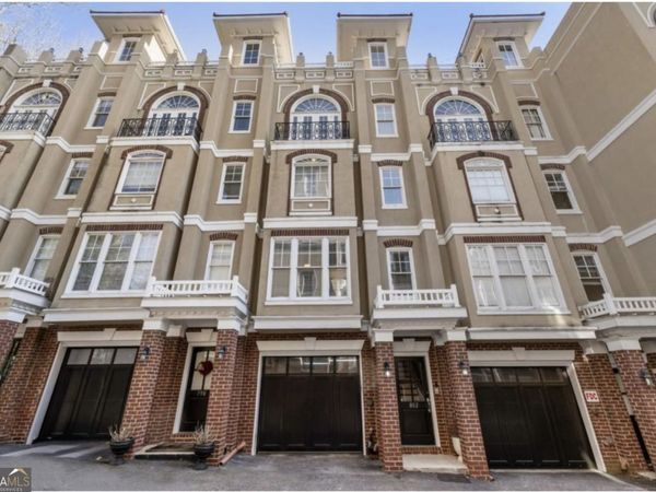 802 Clifton Heights Lane NE, Atlanta, GA 30329