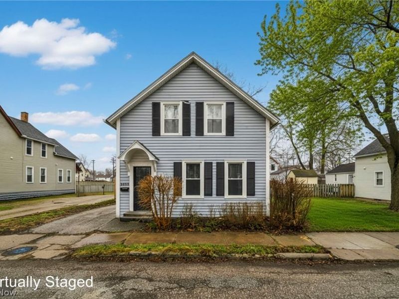 3623 Siam Avenue, Cleveland, OH 44113 Photo 2