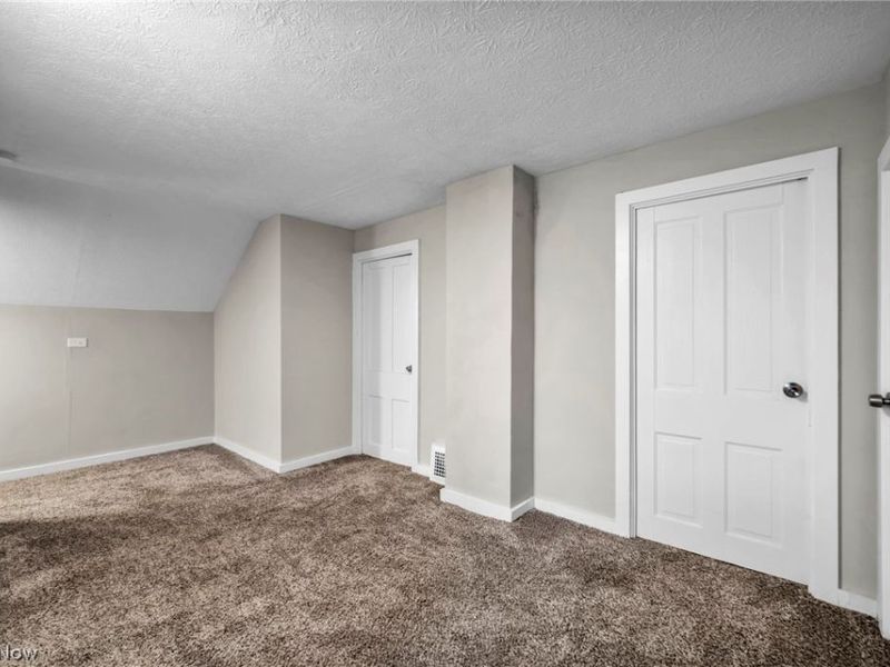 3623 Siam Avenue, Cleveland, OH 44113 Photo 23