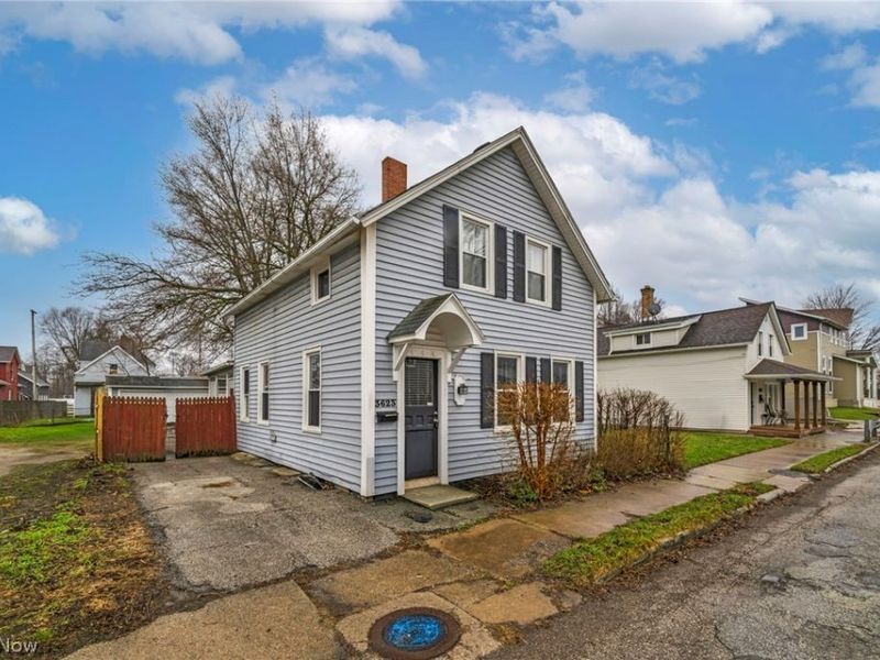 3623 Siam Avenue, Cleveland, OH 44113 Photo 4