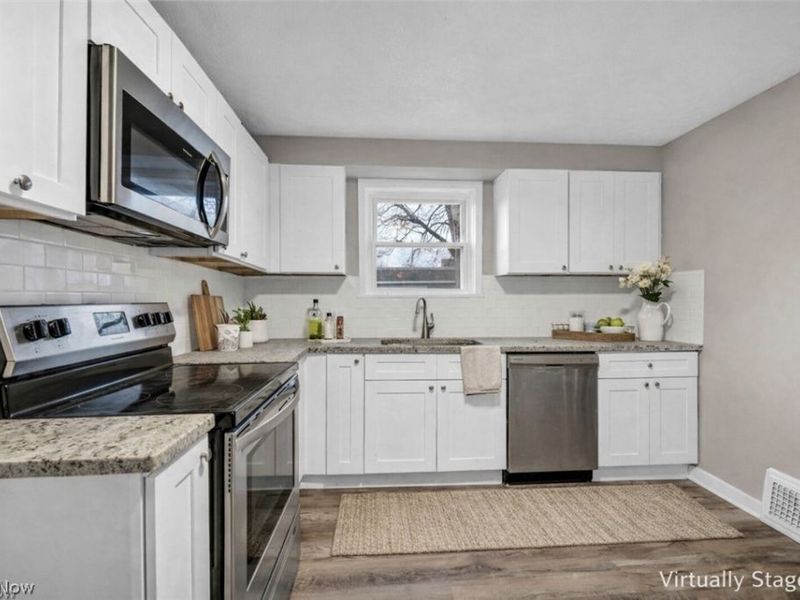 3623 Siam Avenue, Cleveland, OH 44113 Photo 50