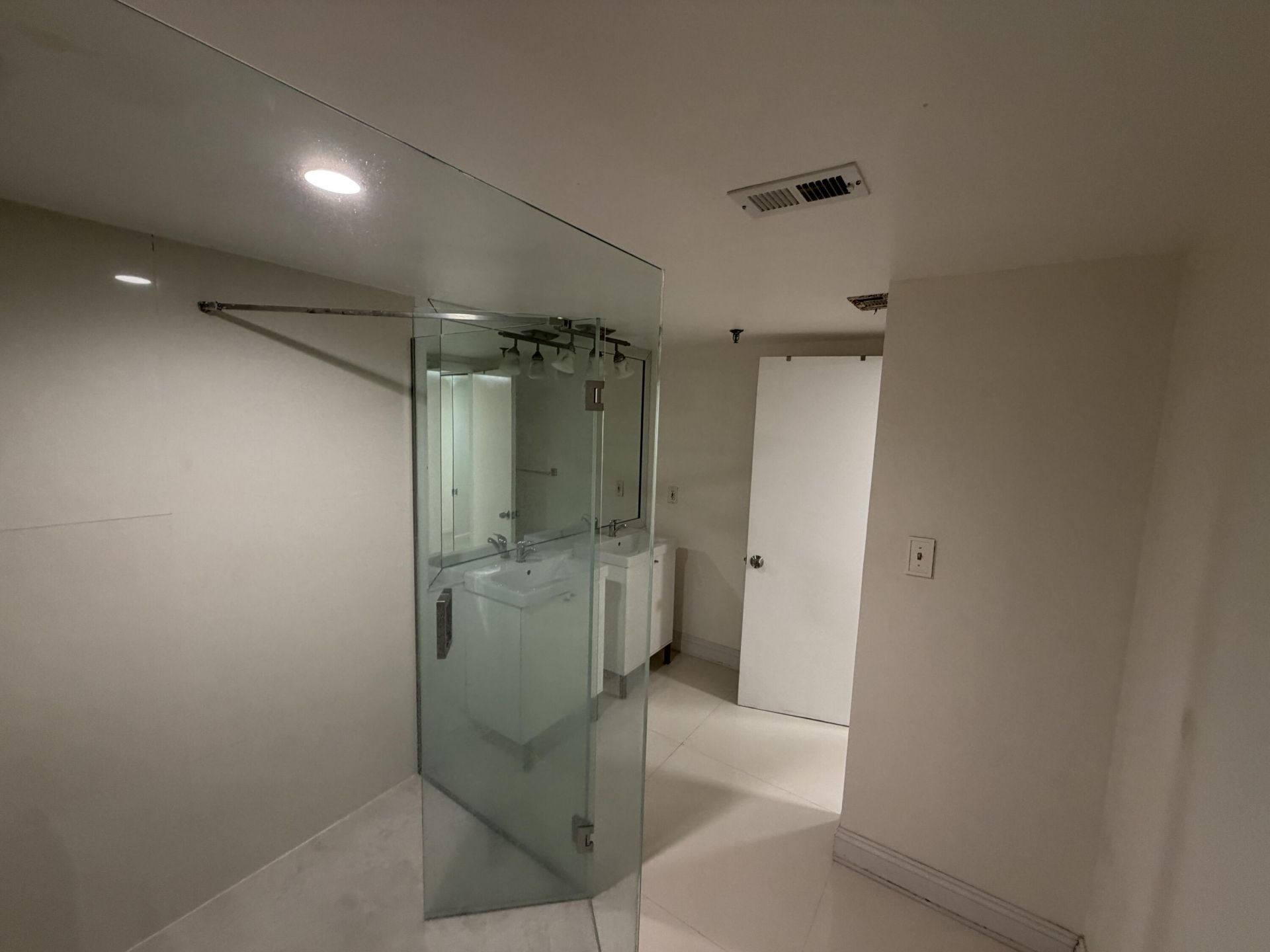 6463 La Costa Drive, Unit 203, Boca Raton, FL 33433 Photo