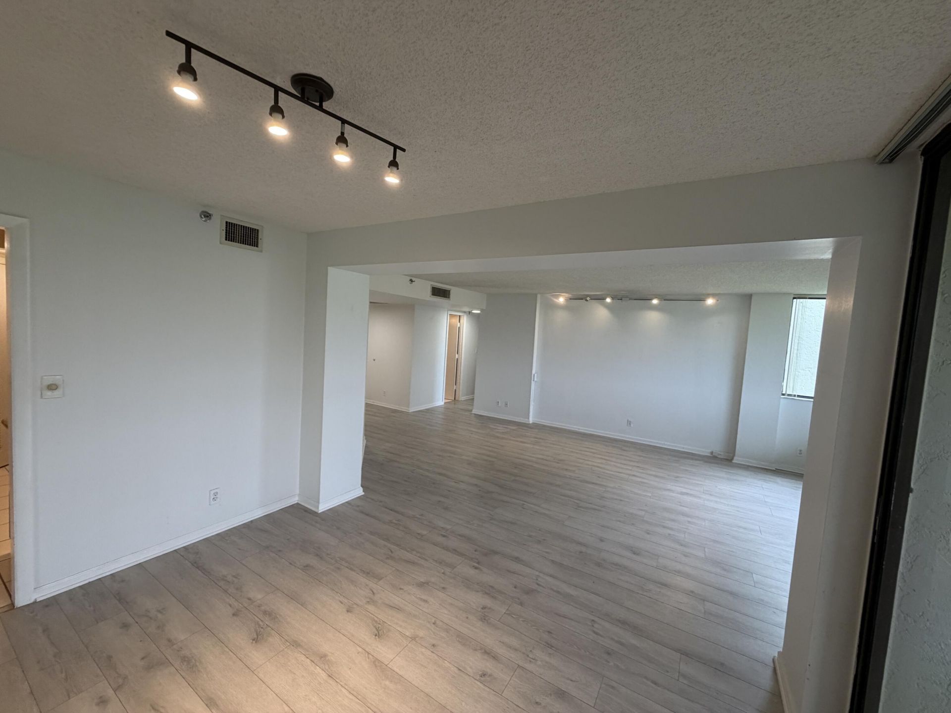 6463 La Costa Drive, Unit 203, Boca Raton, FL 33433 Photo