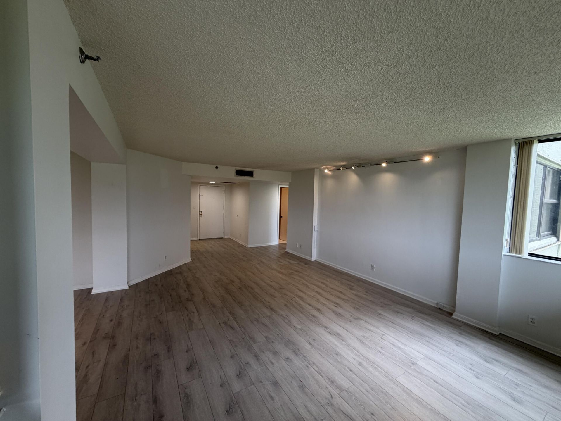 6463 La Costa Drive, Unit 203, Boca Raton, FL 33433 Photo