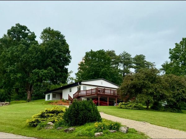 202 Ridgeview LANE S, Lanesboro, MN 55949