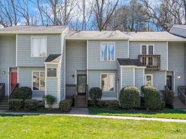 250 S Estes Drive, Unit Apt 61, Chapel Hill, NC 27514