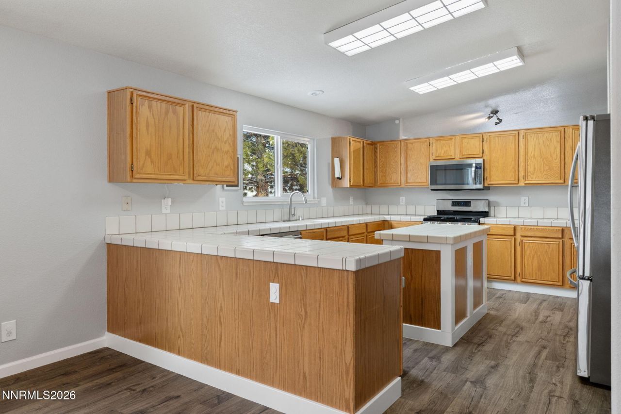 6350 W Ottawa Court, Sun Valley, NV 89433 Photo