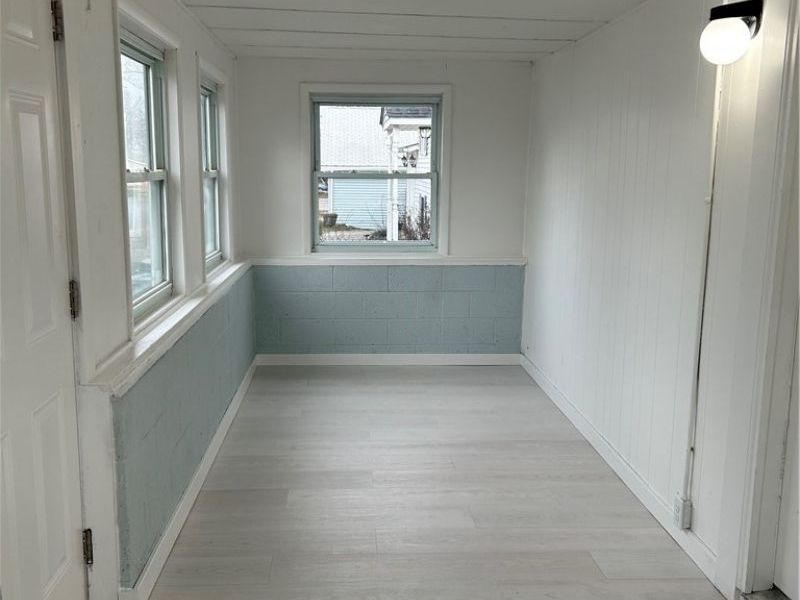 357 Roxboro Road, Vermilion, OH 44089 Photo 2