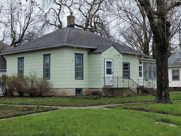 317 W 3RD ST, Storm Lake, IA 50588